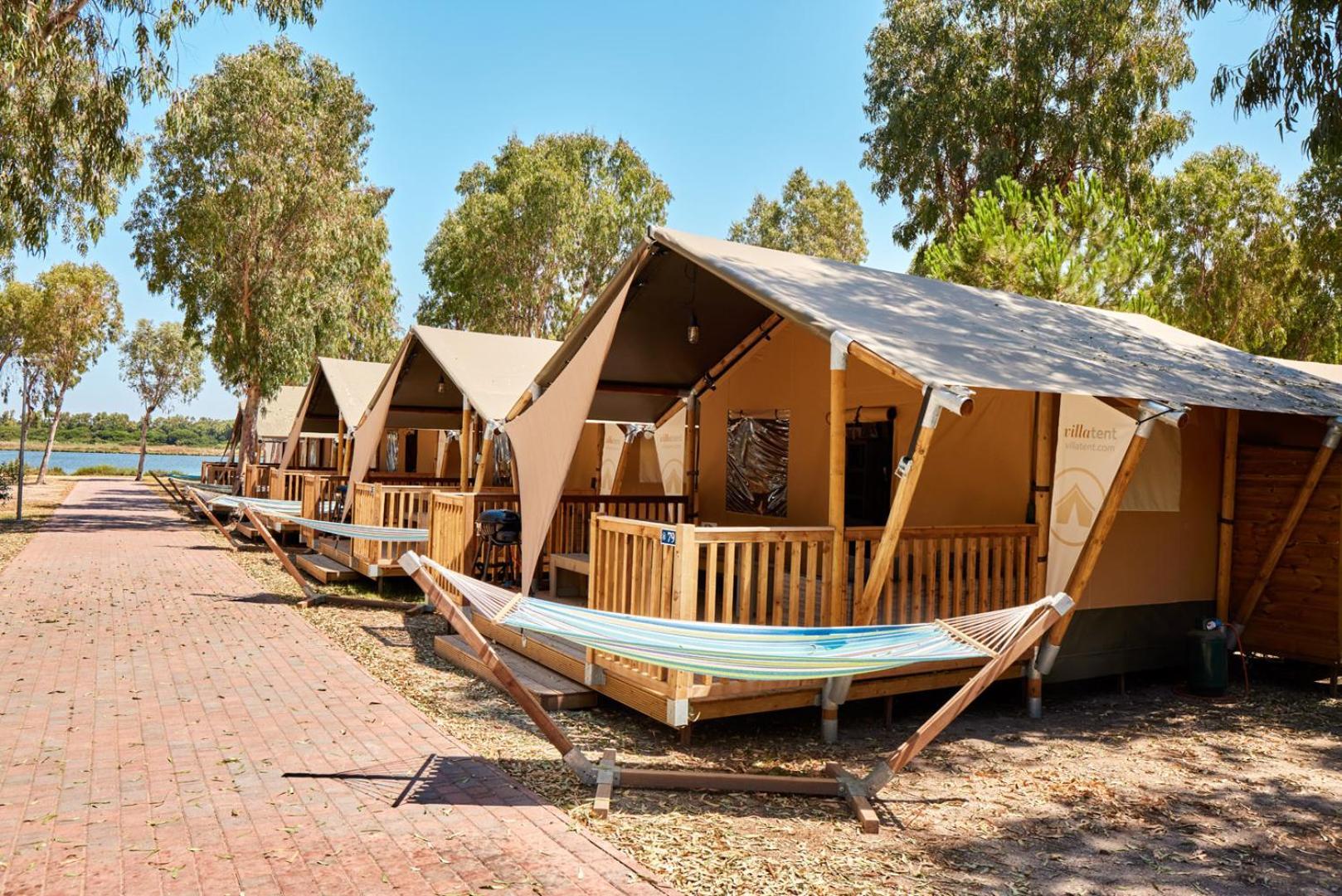 Glamping At Sardinia Hotel อาลเกโร ภายนอก รูปภาพ
