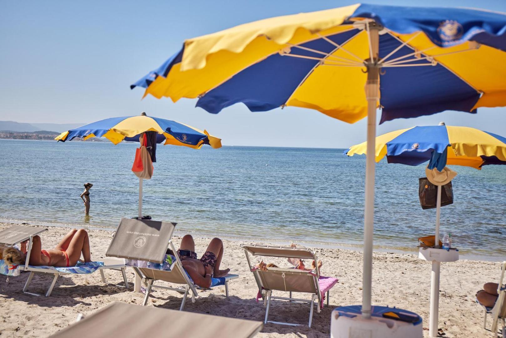 Glamping At Sardinia Hotel อาลเกโร ภายนอก รูปภาพ