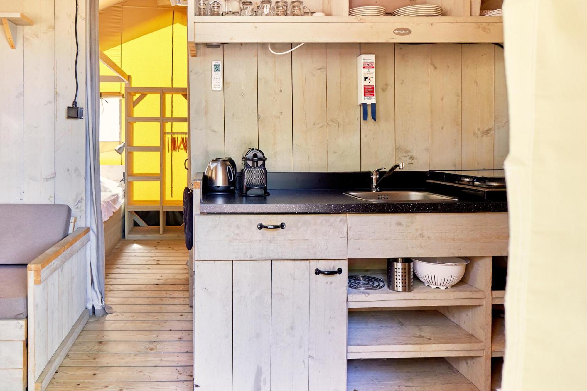 Glamping At Sardinia Hotel อาลเกโร ภายนอก รูปภาพ